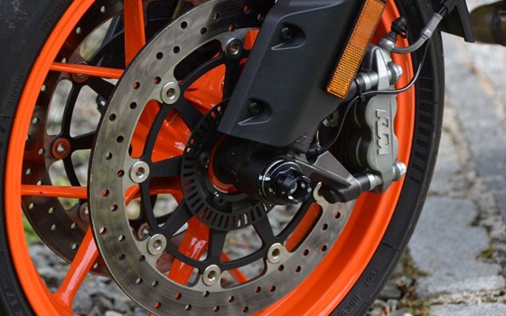 Gebrauchtmotorrad KTM 890 SMT - Bild 16