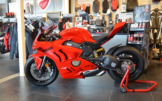 Gebrauchtmotorrad Ducati Panigale V4 - Bild 2