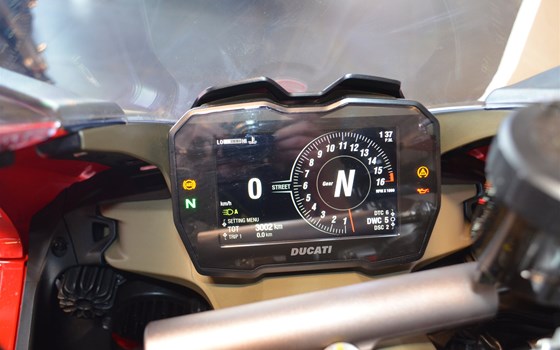 Gebrauchtmotorrad Ducati Panigale V4 - Bild 4