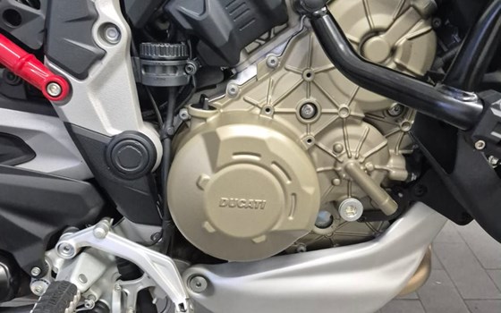 Gebrauchtmotorrad Ducati Multistrada V4 S - Bild 9