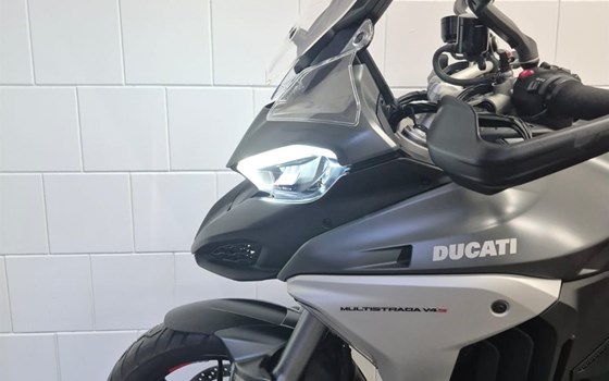Gebrauchtmotorrad Ducati Multistrada V4 S - Bild 14