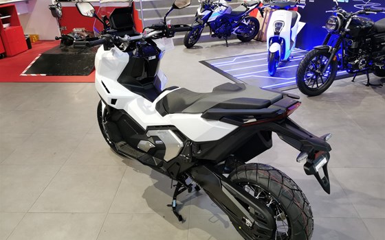 Neufahrzeug Honda X-ADV - Bild 3