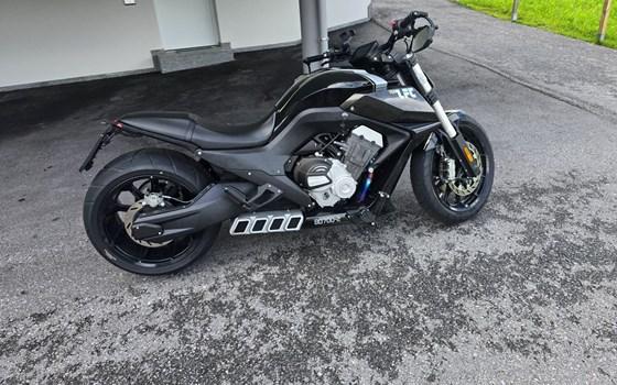 Gebrauchtmotorrad Benda LFC 700 - Bild 6