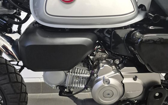 Gebrauchtmotorrad Honda Monkey 125 - Bild 13
