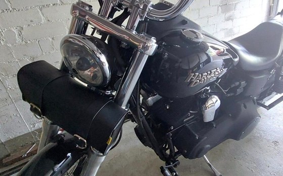 Motorrad Occasion Harley-Davidson Dyna Street Bob FXDB - Bild 5