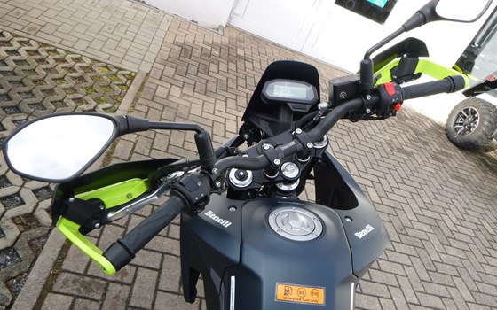 Neufahrzeug Benelli BKX 125 - Bild 7