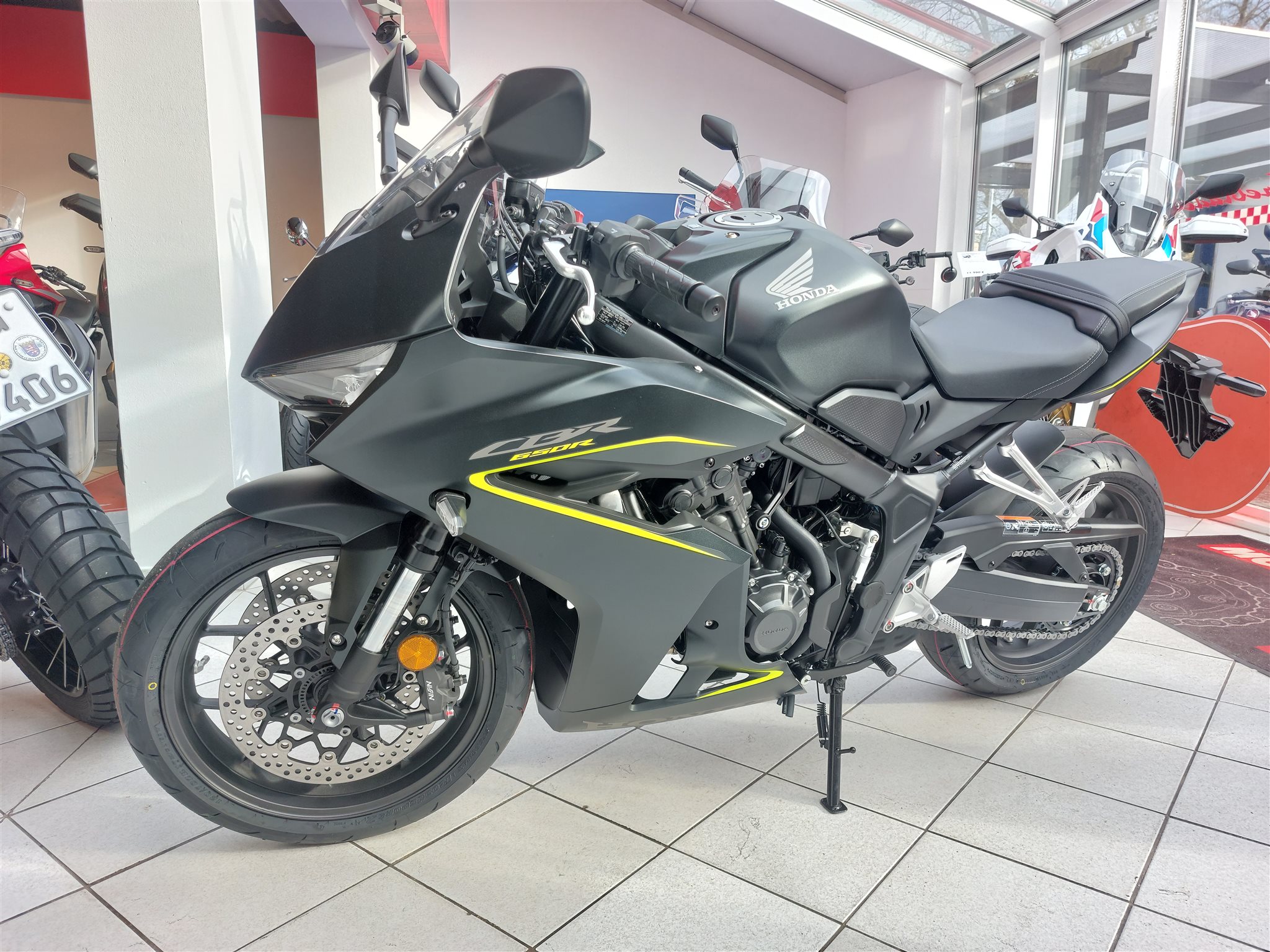 Honda CBR650R E-Clutch