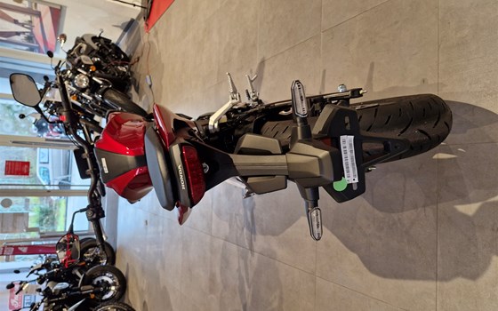 Neufahrzeug Honda CB125R - Bild 7