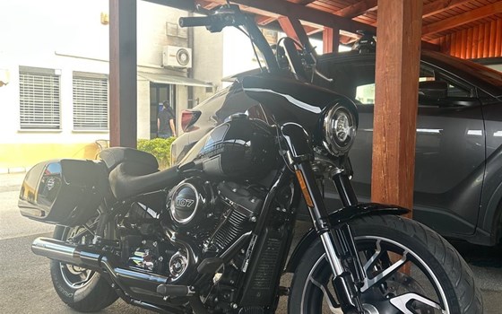 Gebrauchtmotorrad Harley-Davidson Softail Sport Glide FLSB - Bild 3