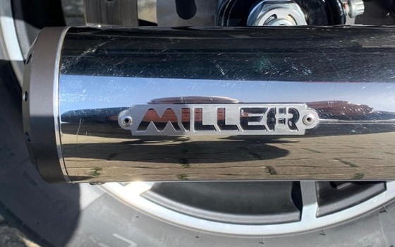 Gebrauchtmotorrad Harley-Davidson Softail Sport Glide FLSB - Bild 6