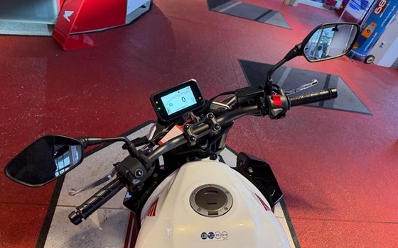 Gebrauchtmotorrad Honda CB500F - Bild 2