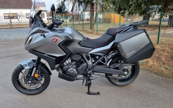 Gebrauchtmotorrad Honda NT1100 DCT - Bild 1