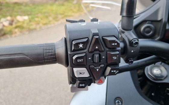 Gebrauchtmotorrad Honda NT1100 DCT - Bild 9