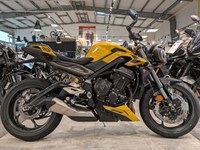 Gebrauchtmotorrad Triumph Street Triple 765 R
