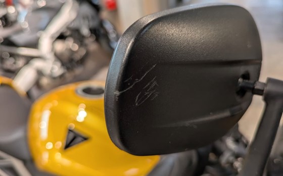 Gebrauchtmotorrad Triumph Street Triple 765 R - Bild 5