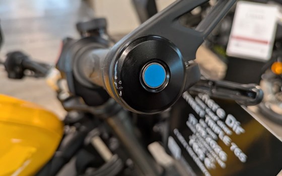 Gebrauchtmotorrad Triumph Street Triple 765 R - Bild 6