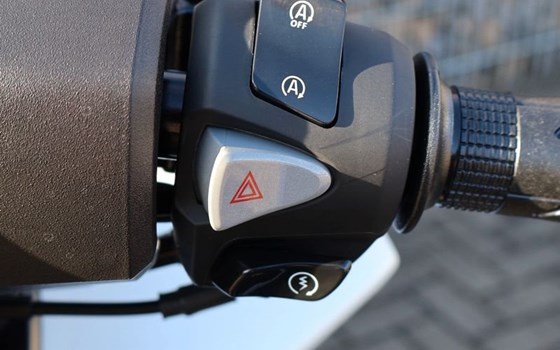 Gebrauchtmotorrad Honda Forza 125 - Bild 12