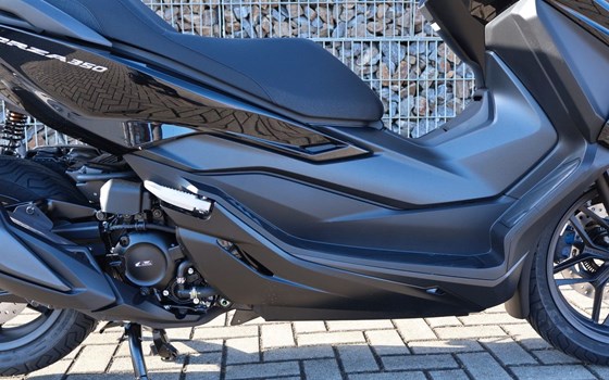 Gebrauchtmotorrad Honda Forza 350 - Bild 14