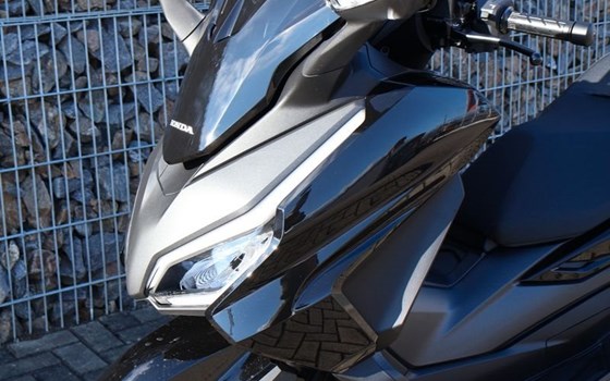 Gebrauchtmotorrad Honda Forza 350 - Bild 2