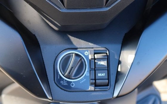 Gebrauchtmotorrad Honda Forza 350 - Bild 9