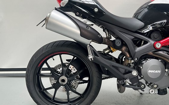 Gebrauchtmotorrad Ducati Monster 796 - Bild 2