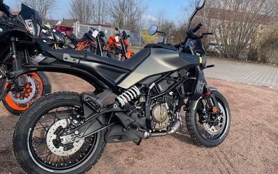 Neufahrzeug Husqvarna Svartpilen 401 - Bild 10