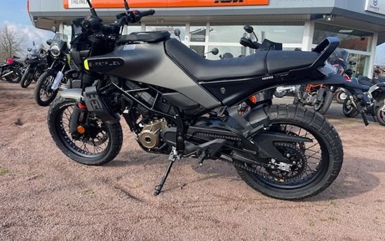 Neufahrzeug Husqvarna Svartpilen 401 - Bild 9