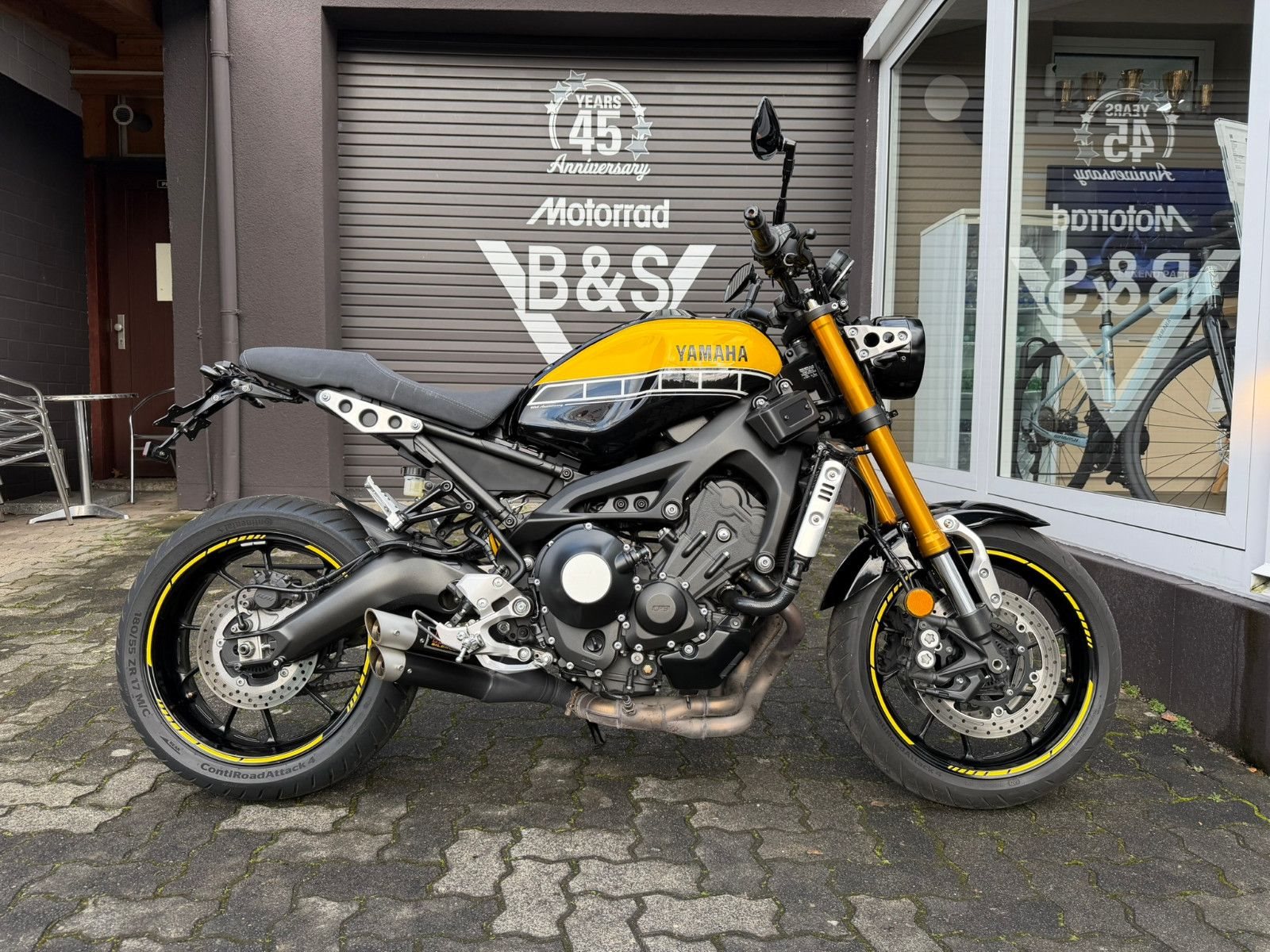 Yamaha XSR900
