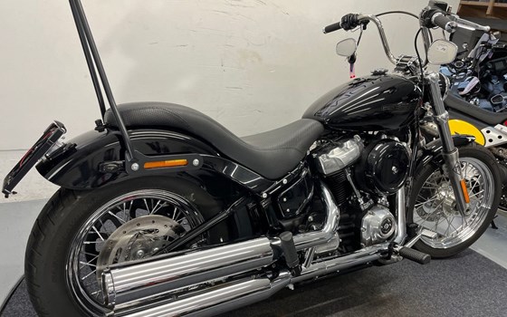 Gebrauchtmotorrad Harley-Davidson Softail Street Bob FXBB - Bild 9