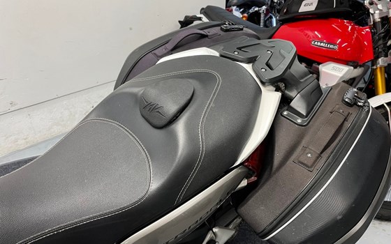 Gebrauchtmotorrad MV Agusta Stradale 800 - Bild 7