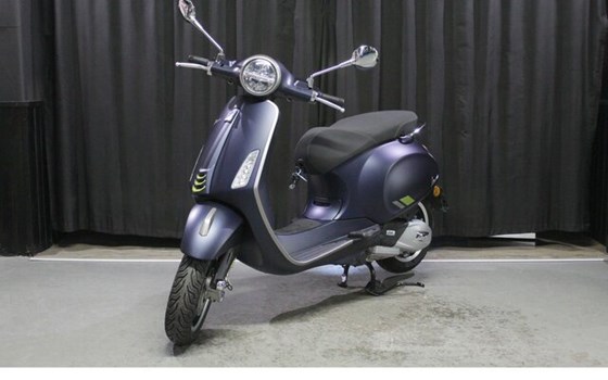 Gebrauchtmotorrad Vespa Primavera Tech 125 - Bild 1