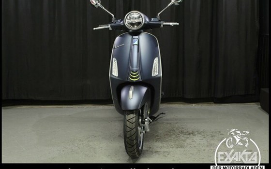 Gebrauchtmotorrad Vespa Primavera 125 75th - Bild 8