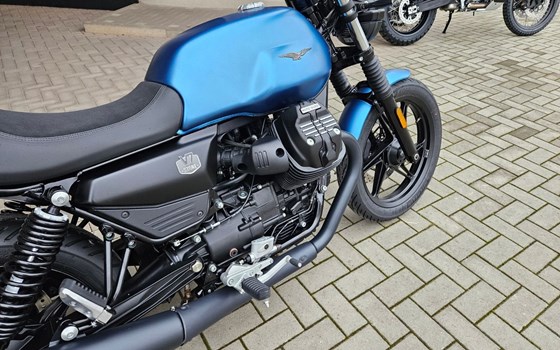Neufahrzeug Moto Guzzi V7 Stone - Bild 14