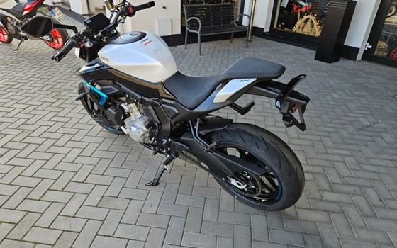 Neufahrzeug CFMOTO 675NK - Bild 3