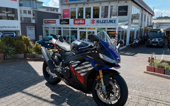 Neufahrzeug Aprilia RSV4 1100 Factory - Bild 1