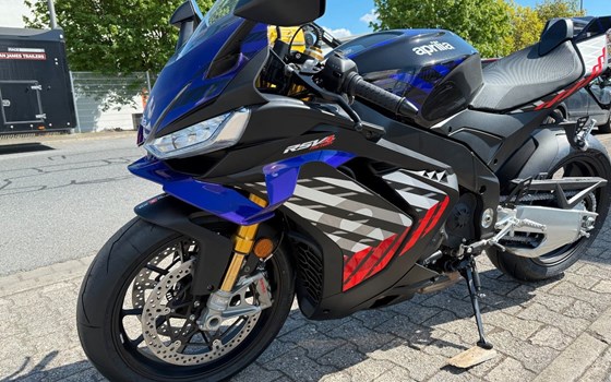 Neufahrzeug Aprilia RSV4 1100 Factory - Bild 13