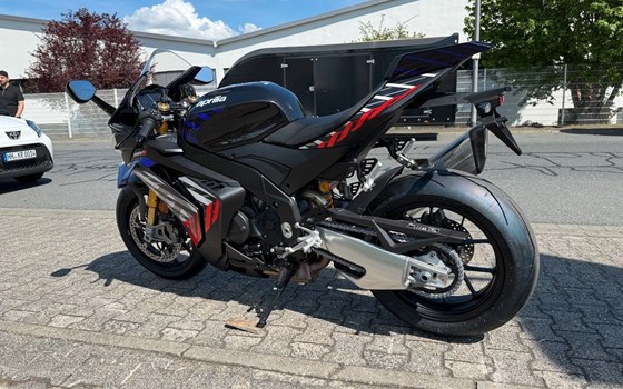Neufahrzeug Aprilia RSV4 1100 Factory - Bild 17