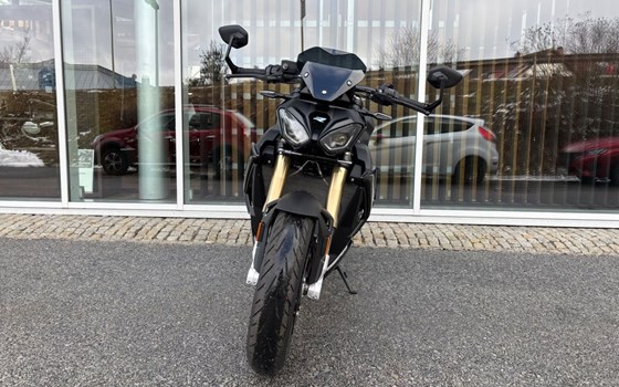 Gebrauchtmotorrad BMW S 1000 R - Bild 6