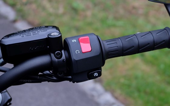 Gebrauchtmotorrad Kawasaki Z900 70kW - Bild 8