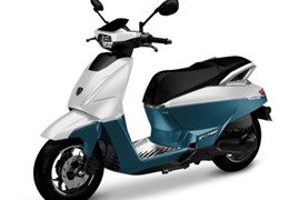 Neumotorrad Peugeot Django 125 Evasion