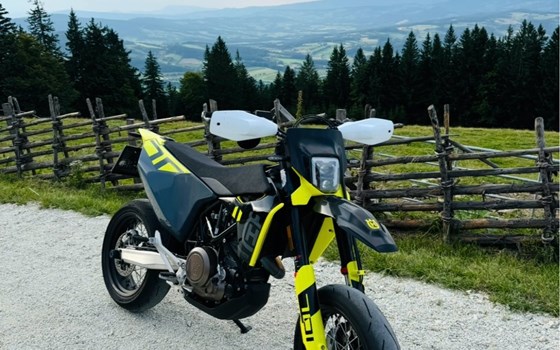 Gebrauchtmotorrad Husqvarna 701 Supermoto - Bild 4