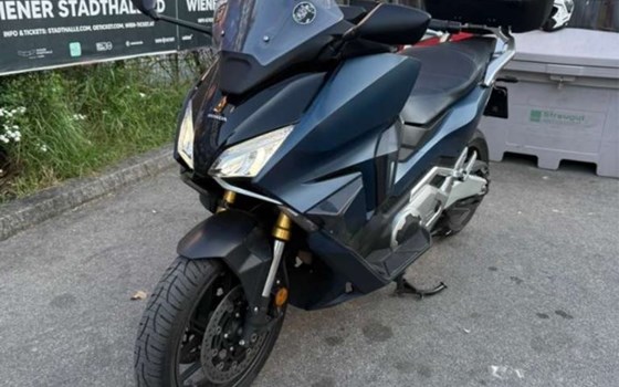 Gebrauchtmotorrad Honda Forza 750 - Bild 14