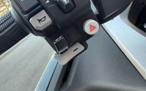 Gebrauchtmotorrad Honda Forza 750 - Bild 4