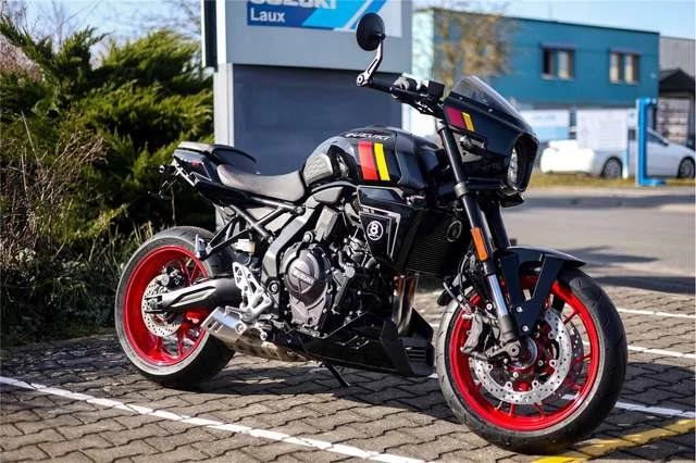 Suzuki GSX-8TT