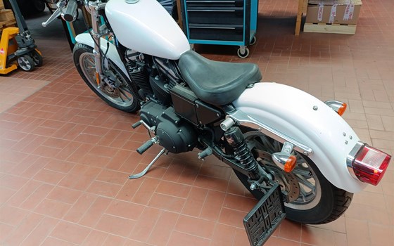 Gebrauchtmotorrad Harley-Davidson Sportster XL 883 - Bild 11