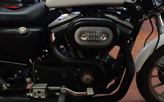 Gebrauchtmotorrad Harley-Davidson Sportster XL 883 - Bild 3