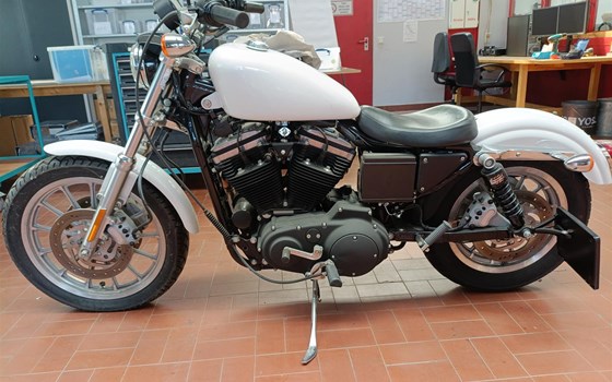 Gebrauchtmotorrad Harley-Davidson Sportster XL 883 - Bild 7