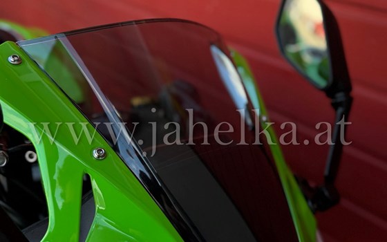 Gebrauchtmotorrad Kawasaki Ninja ZX-4RR - Bild 4