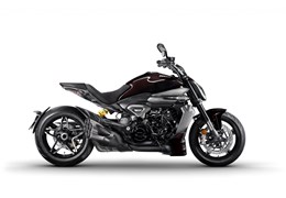 Neumotorrad Ducati XDiavel V4