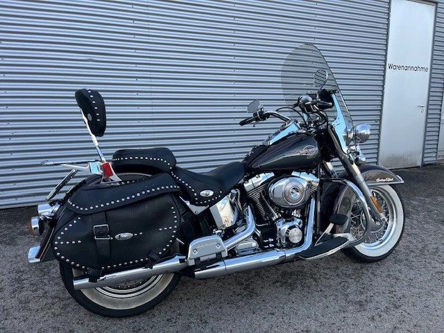 Harley-Davidson Softail Heritage Classic FLSTC (Deep Cherry/Black Pearl) - Bild 7